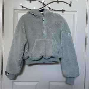 Alo Yoga foxy Sherpa jacket quarter zip